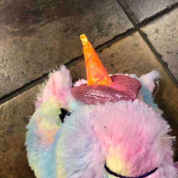 Barbie Dreamtopia Unicorn Interactive Lighted Horn with Sounds - Picture 10 of 12